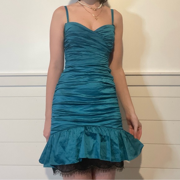 BCBG MAXAZRIA ruched mini dress - Picture 6 of 13